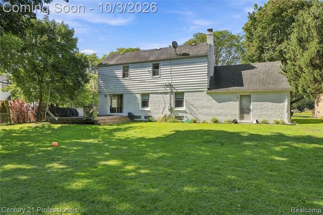 27738 Lathrup Boulevard, Lathrup Village, MI 48076