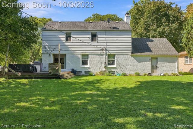 27738 Lathrup Boulevard, Lathrup Village, MI 48076