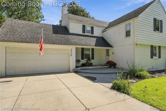27738 Lathrup Boulevard, Lathrup Village, MI 48076