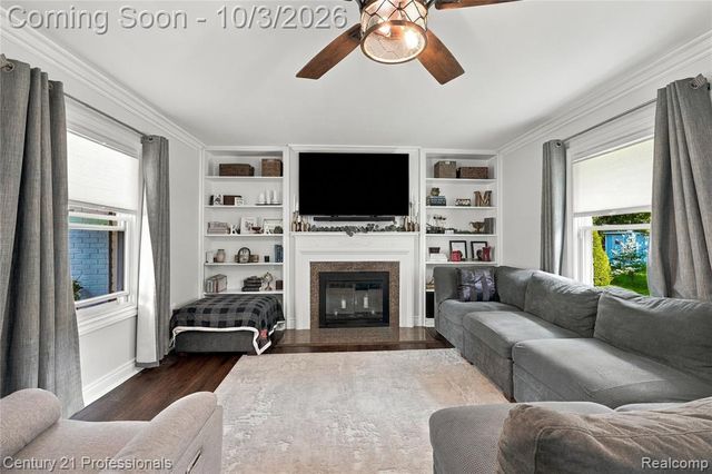 27738 Lathrup Boulevard, Lathrup Village, MI 48076