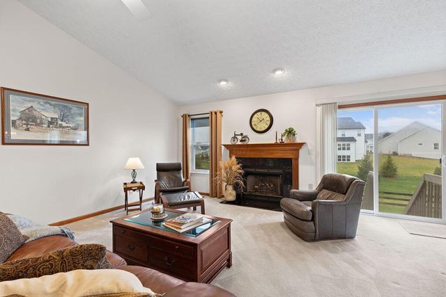 6964 Saint Ninians, Lewis Center, OH 43035