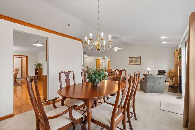 6964 Saint Ninians, Lewis Center, OH 43035