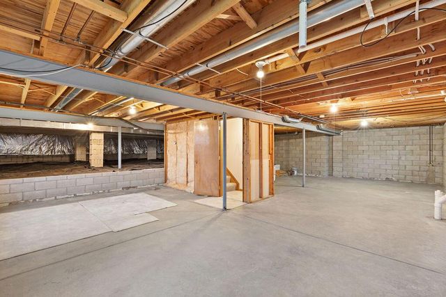 6964 Saint Ninians, Lewis Center, OH 43035