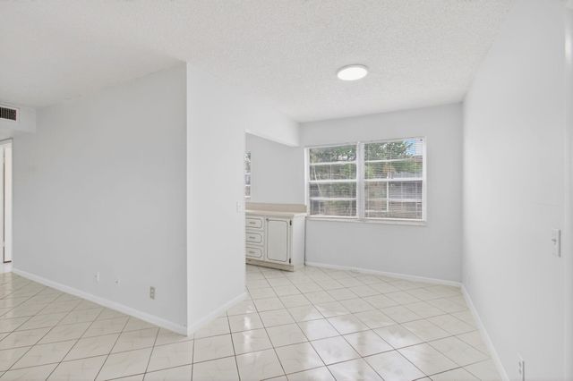 360 Fanshaw I, Boca Raton, FL 33434