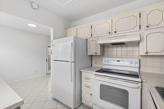 360 Fanshaw I, Boca Raton, FL 33434