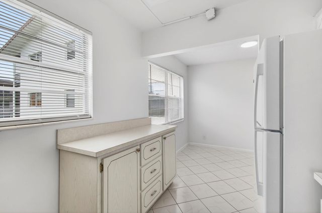 360 Fanshaw I, Boca Raton, FL 33434