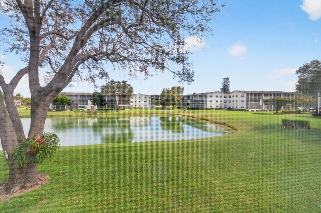 360 Fanshaw I, Boca Raton, FL 33434