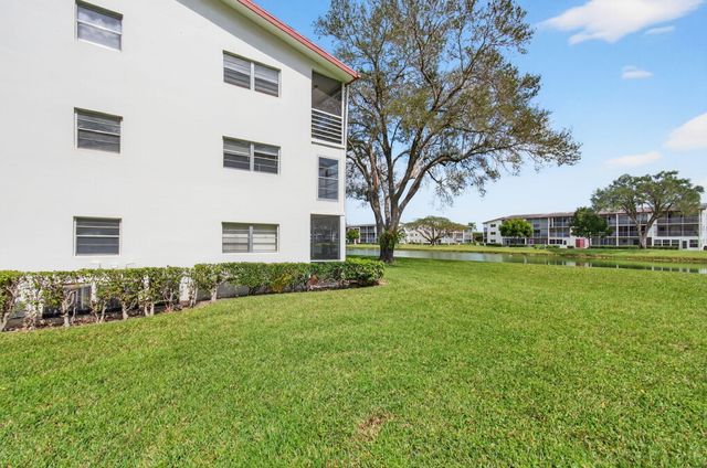 360 Fanshaw I, Boca Raton, FL 33434