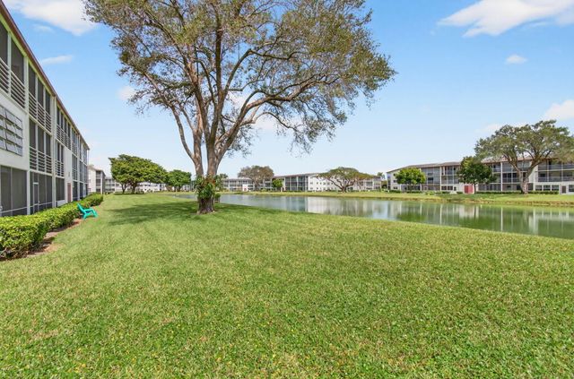 360 Fanshaw I, Boca Raton, FL 33434