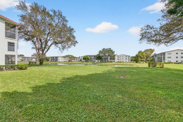 360 Fanshaw I, Boca Raton, FL 33434