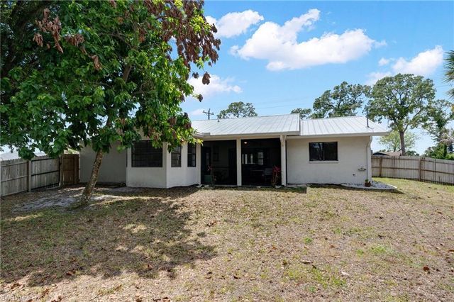 300 Edward AVE, Lehigh Acres, FL 33936