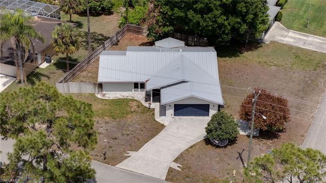 300 Edward AVE, Lehigh Acres, FL 33936