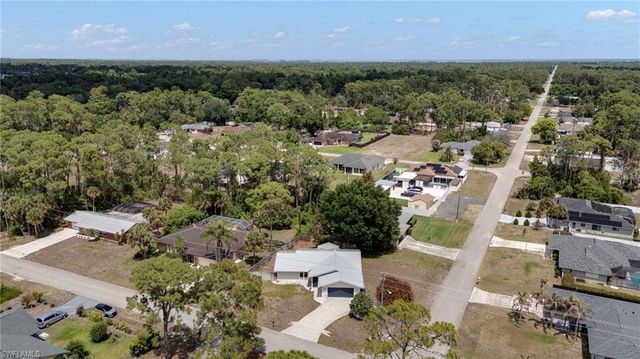 300 Edward AVE, Lehigh Acres, FL 33936