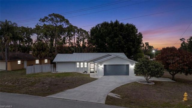 300 Edward AVE, Lehigh Acres, FL 33936