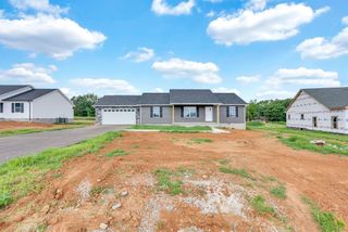 586 Harleys Ridge Rd, Sparta, TN 38583