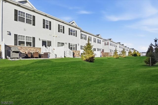 5 Gerhard Pl, Morris Twp., NJ 07960