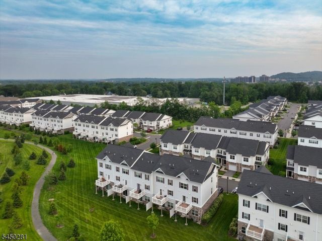 5 Gerhard Pl, Morris Twp., NJ 07960