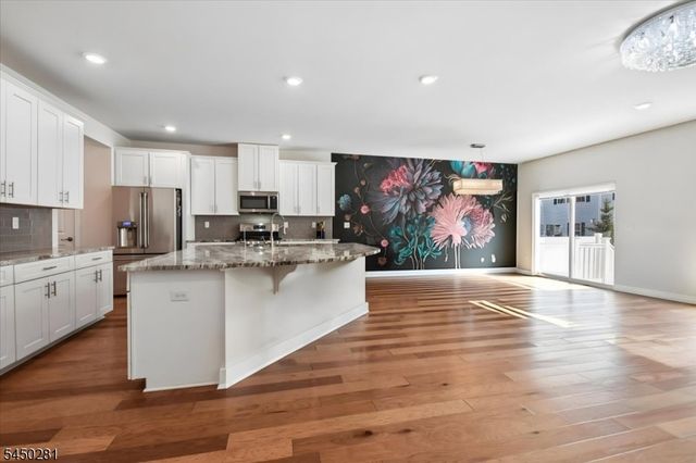 5 Gerhard Pl, Morris Twp., NJ 07960