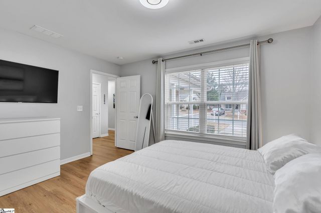 624 Ruddy Creek Circle, Greer, SC 29651