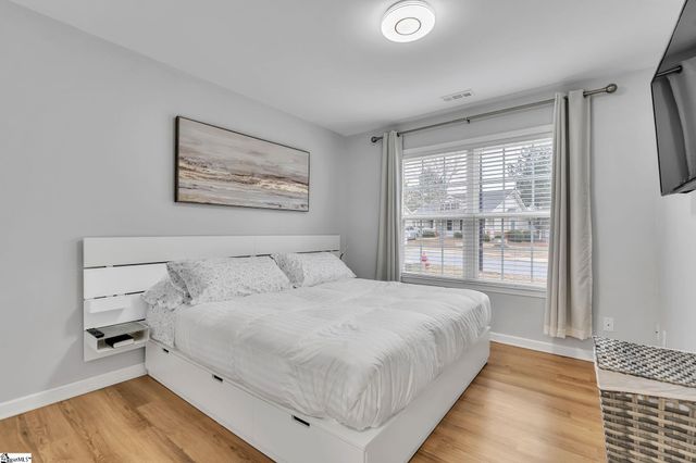 624 Ruddy Creek Circle, Greer, SC 29651