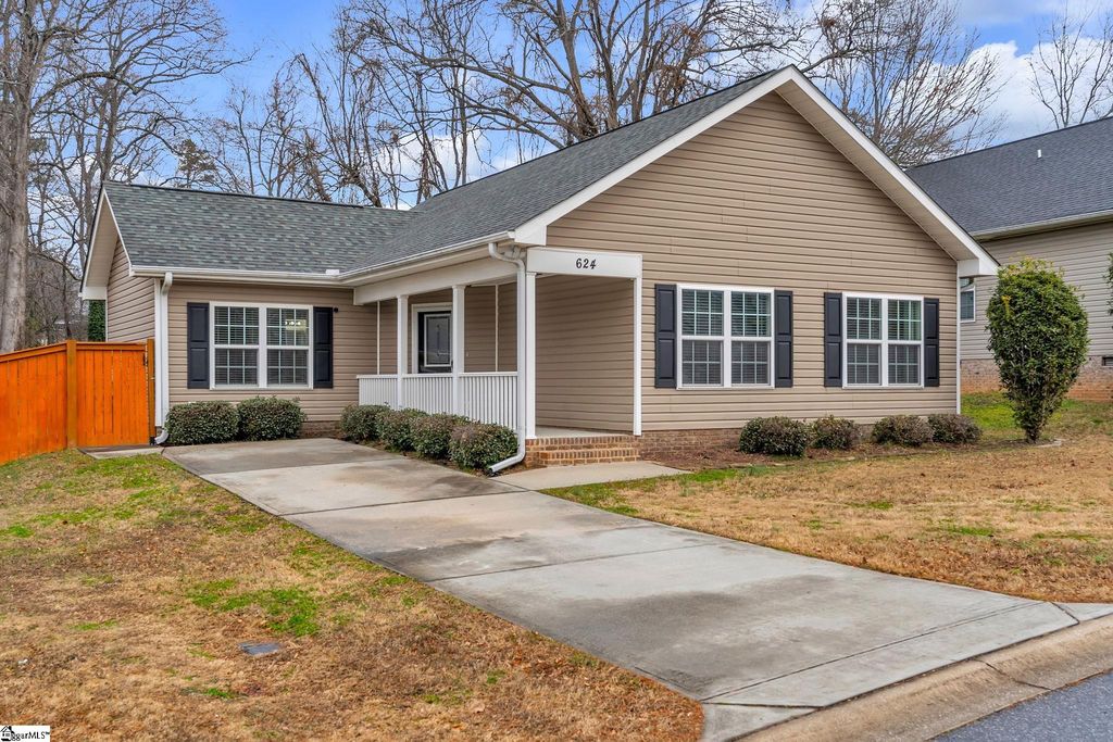 624 Ruddy Creek Circle, Greer, SC 29651