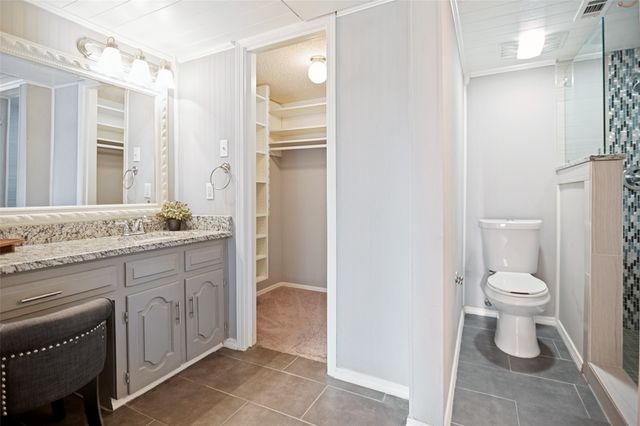 2979 Country Place Circle, Carrollton, TX 75006