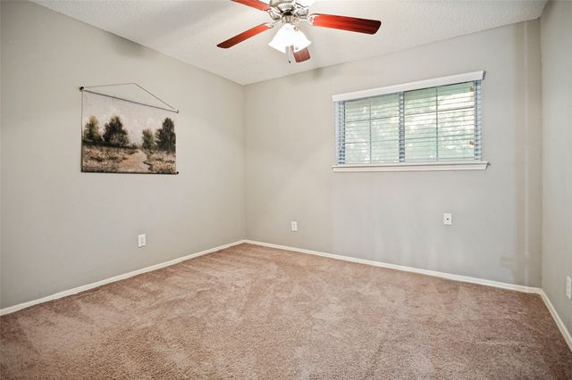 2979 Country Place Circle, Carrollton, TX 75006
