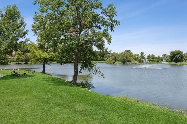 2979 Country Place Circle, Carrollton, TX 75006