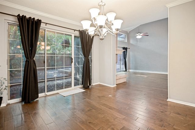 2979 Country Place Circle, Carrollton, TX 75006