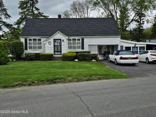1824 Devendorf Road, Rotterdam, NY 12303