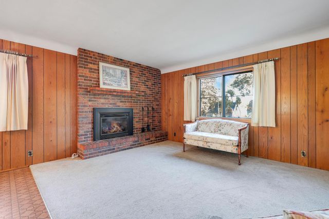 1964 Arlington Avenue E, Saint Paul, MN 55119