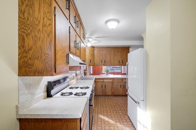 1964 Arlington Avenue E, Saint Paul, MN 55119