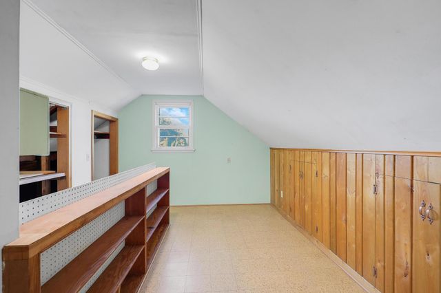 1964 Arlington Avenue E, Saint Paul, MN 55119