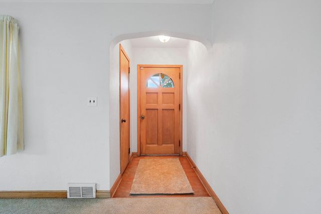 1964 Arlington Avenue E, Saint Paul, MN 55119