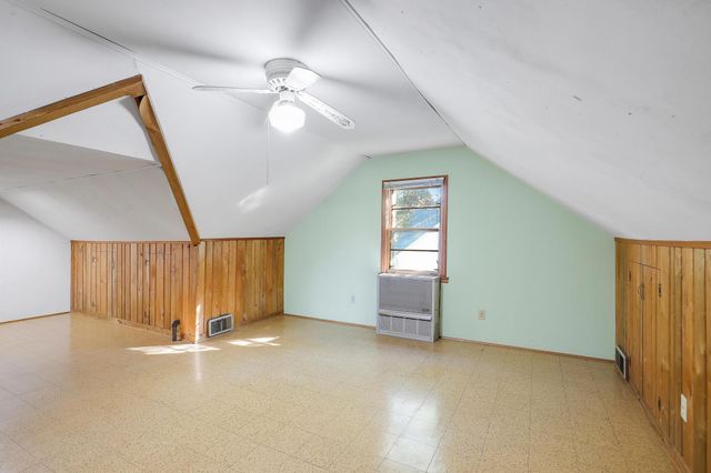 1964 Arlington Avenue E, Saint Paul, MN 55119