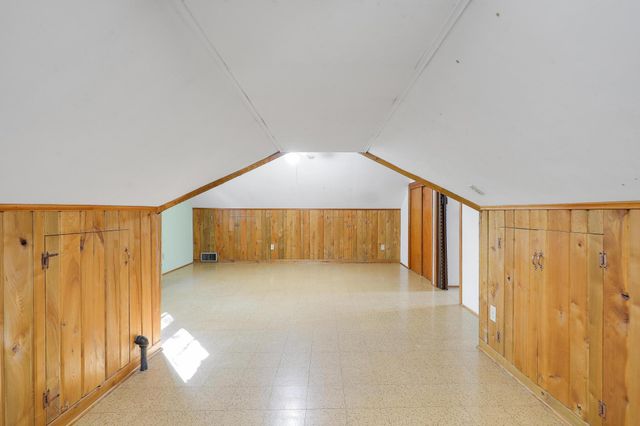 1964 Arlington Avenue E, Saint Paul, MN 55119