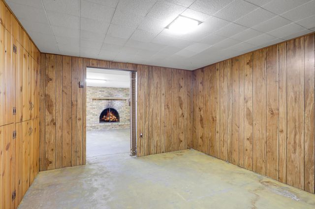 1964 Arlington Avenue E, Saint Paul, MN 55119