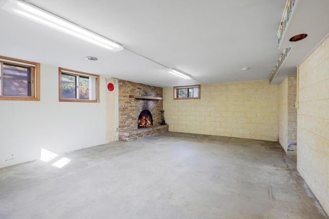 1964 Arlington Avenue E, Saint Paul, MN 55119