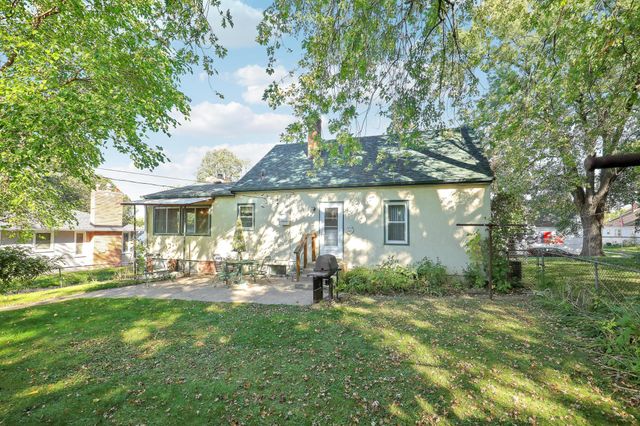 1964 Arlington Avenue E, Saint Paul, MN 55119