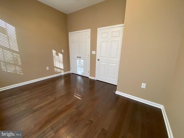 513 N COLLINGTON AVE, Baltimore, MD 21205