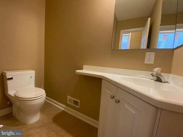 513 N COLLINGTON AVE, Baltimore, MD 21205