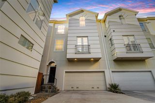 5610 Kiam Street D, Houston, TX 77007