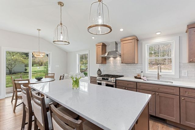 1111 Main St, Norwell, MA 02061