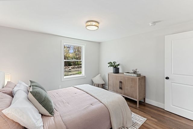 1111 Main St, Norwell, MA 02061