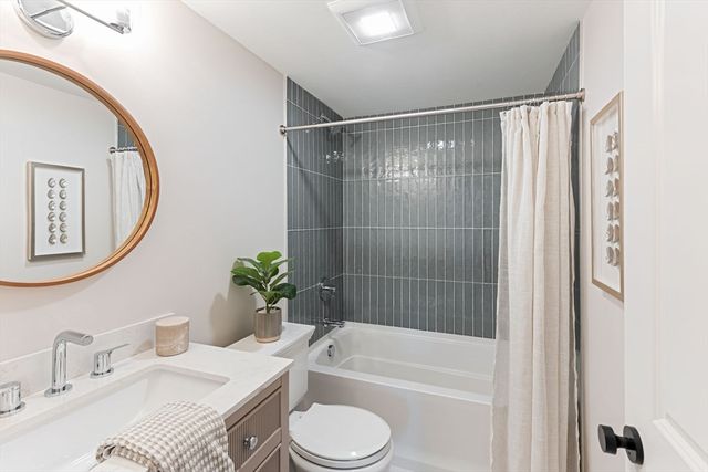 1111 Main St, Norwell, MA 02061