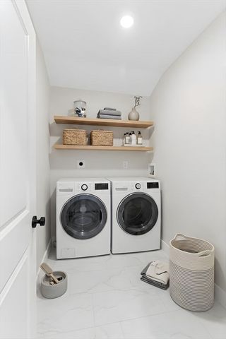 1111 Main St, Norwell, MA 02061