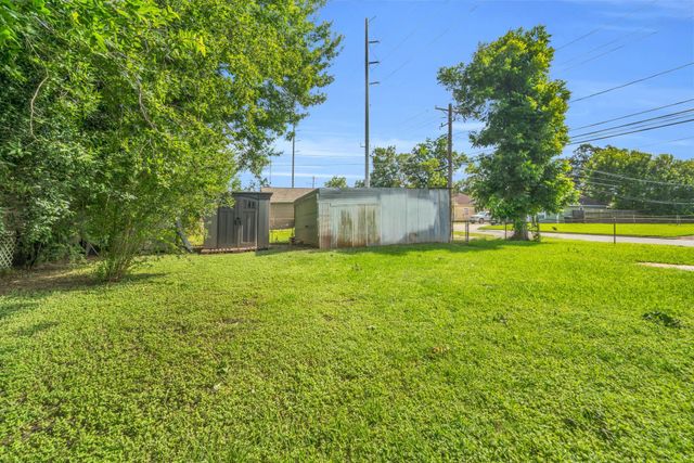 7304 Kinney Street, Houston, TX 77087