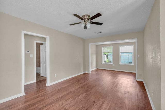7304 Kinney Street, Houston, TX 77087