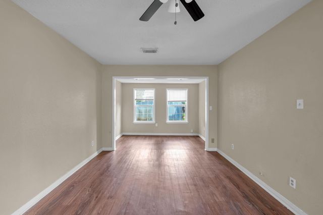 7304 Kinney Street, Houston, TX 77087