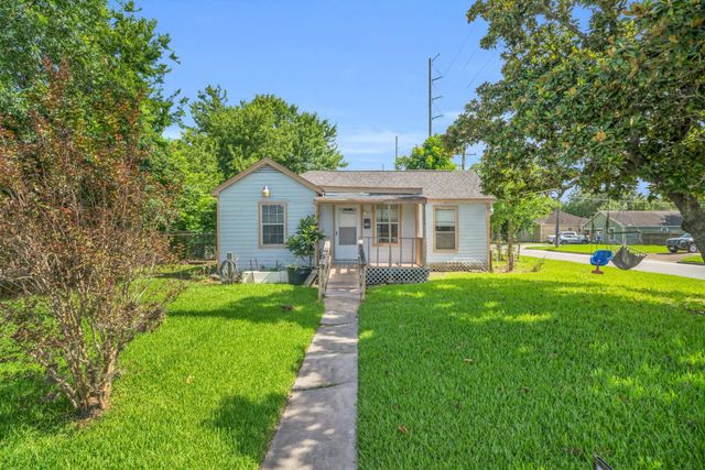7304 Kinney Street, Houston, TX 77087